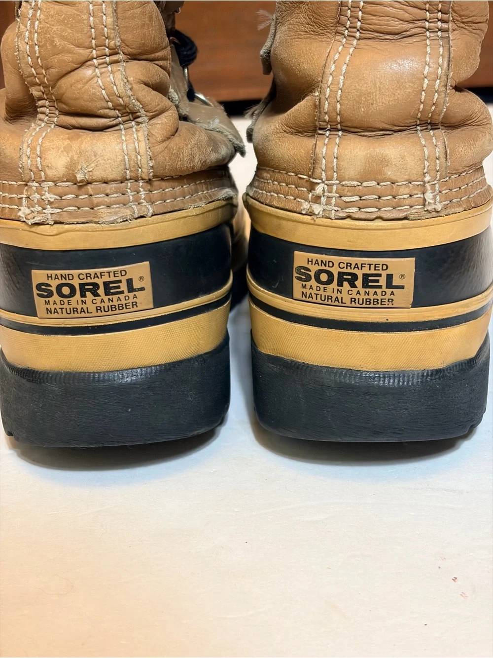 Women’s Sorel Caribou 7 Winter Snow Rain Hiking Boots Wool Sherpa Natural Rubber